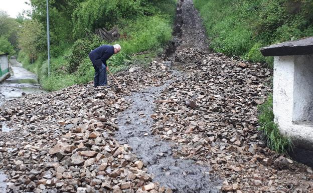 «Se nos venía el mundo encima», dicen los vecinos de Degaña tras los argayos