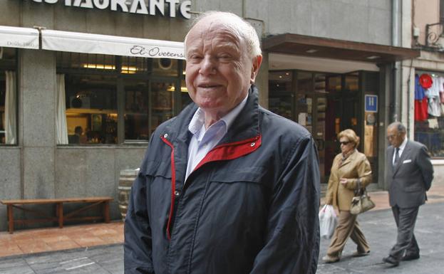 Fallece el propietario del restaurante El Ovetense, «un hostelero de raza»