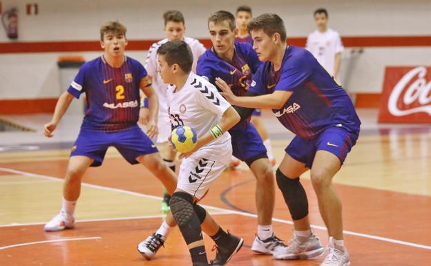 El Gijón cae ante el Barça en el nacional