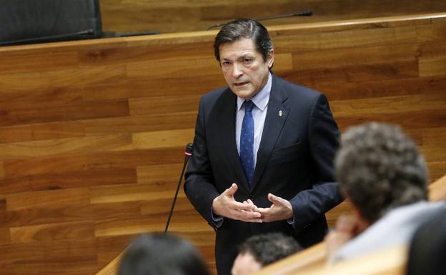 Javier Fernández confía en «sintonizar» con Sánchez en infraestructuras, energía y financiación