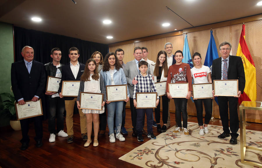El Centro Asturiano de Oviedo entrega sus premios