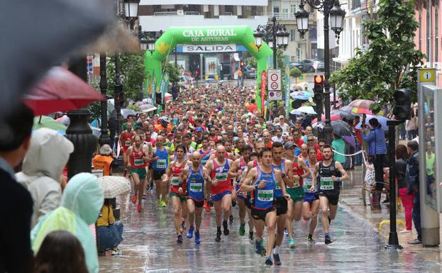 David Ginzo y Beatriz Tenreiro ganan los 10 Kilómetros de Avilés