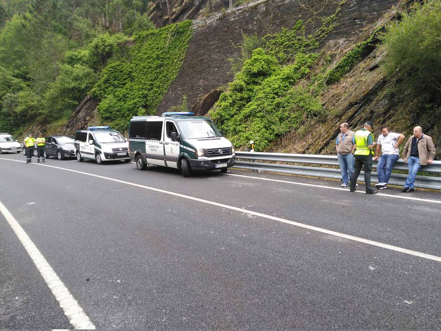Trágico accidente en San Tirso de Abres con tres jóvenes fallecidos