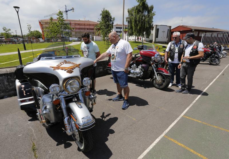 Concentración de moteros en Lloreda