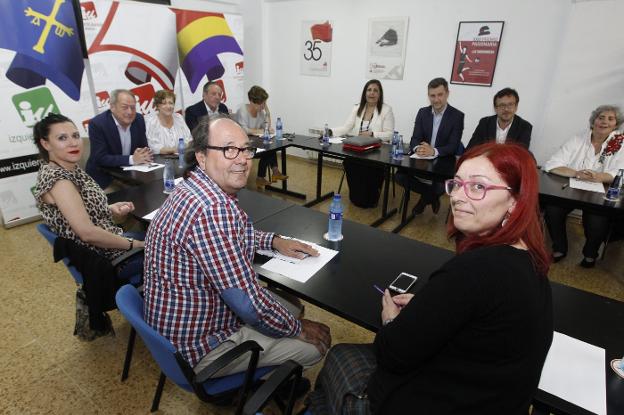 PSOE y Xixón destacan la «sintonía en el diagnóstico» con IU para la moción