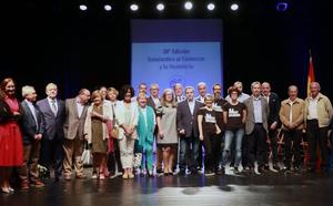 Entregan los premios al comercio y a la hostelería del Caudal