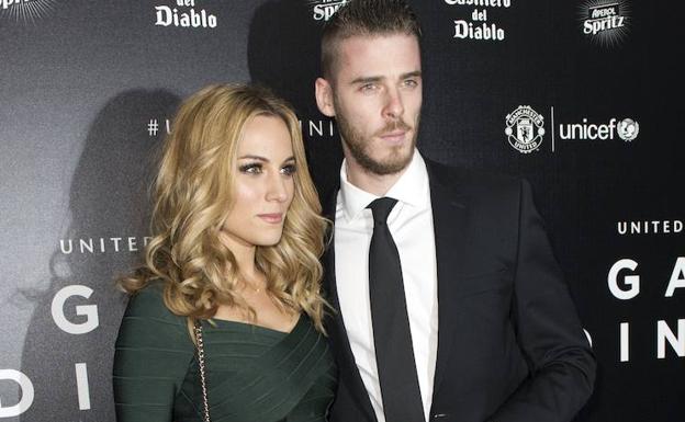 Críticas a Edurne por su camiseta de apoyo a De Gea