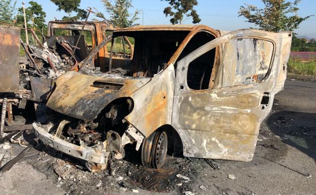 La Policía vincula un incendio en Granda con el «terrorismo animalista»