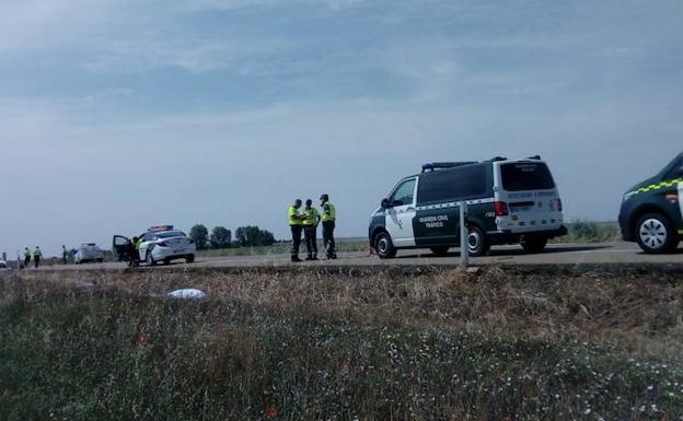 Tragedia en León: Un conductor borracho atropella mortalmente a un matrimonio de ciclistas, deja herido a su hijo y se da a la fuga