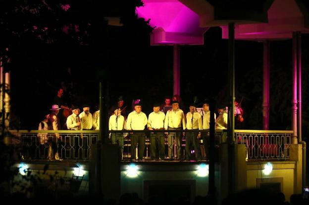 El Avilés de los 50 en versión lírica