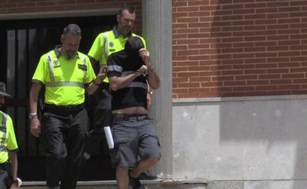 El conductor ebrio de León bajó del coche tras el atropello mortal a una pareja, se subió y huyó