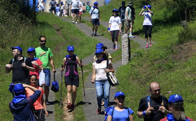 La Jira ofrece hoy juegos tradicionales, música y el partido de España