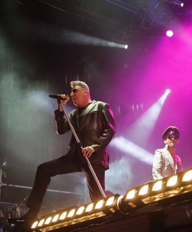 Loquillo arrasa en Gijón