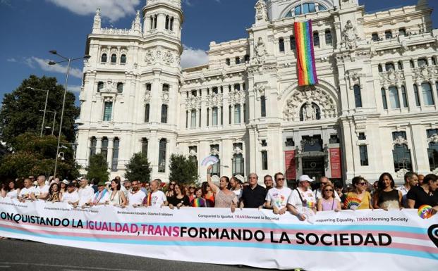 La protección de menores trans y Pacto de Estado frente al VIH, reivindicaciones del Orgullo