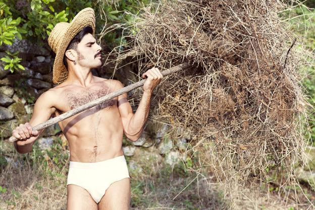 «Ponerse ropa para meterse en el agua es una ordinariez»