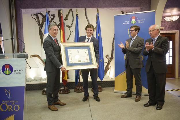 «Los alumnos se sacrifican para formarse y poder cuidarnos», destaca Baladrón