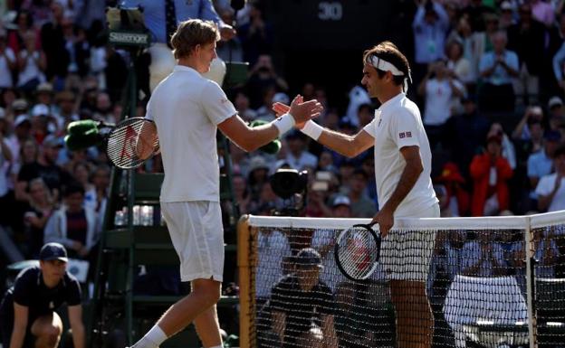 Anderson desaloja a Federer de su 'jardín'