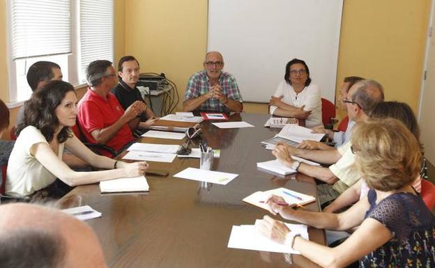 Sanidad da marcha atrás en el cierre de siete centros de salud de Gijón en horario de tarde