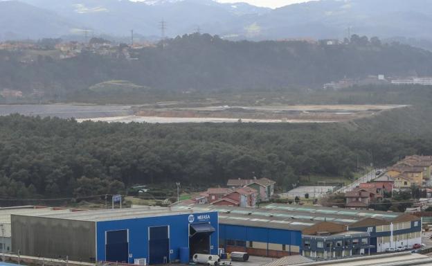 AZSA invertirá casi 5,5 millones para clausurar una de sus balsas rellenándola con jarofix