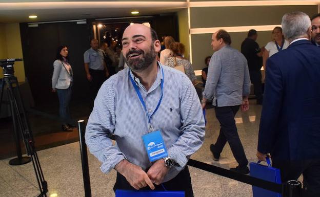 Caunedo dice que apoyó a Sáenz de Santamaría