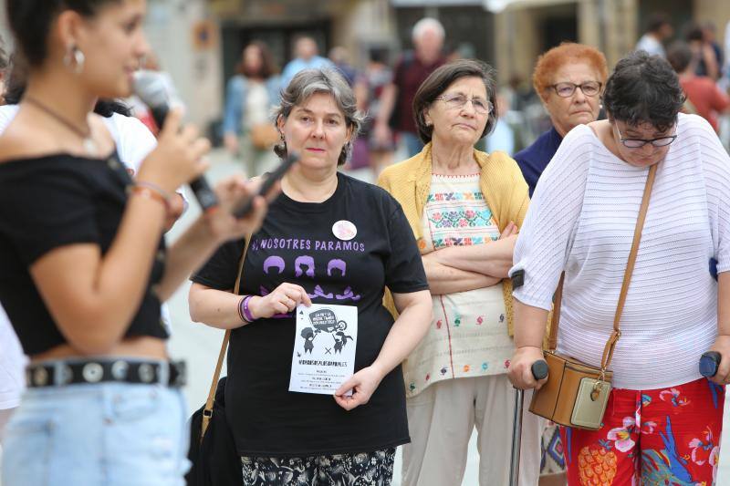 Asturias se moviliza en protesta por la condena a Juana Rivas