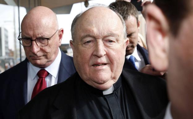 El Papa acepta la renuncia del arzobispo Philip Wilson, condenado por encubrir abusos