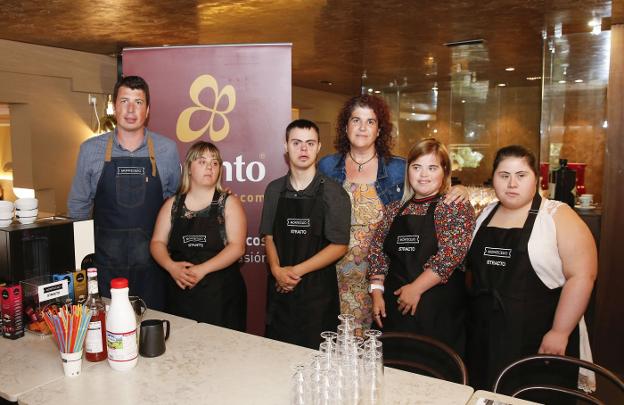 Cuatro baristas en defensa de la integración laboral