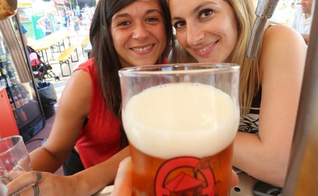 El Festival de la Cerveza estrena una ludoteca, camisetas y un nuevo vaso coleccionable