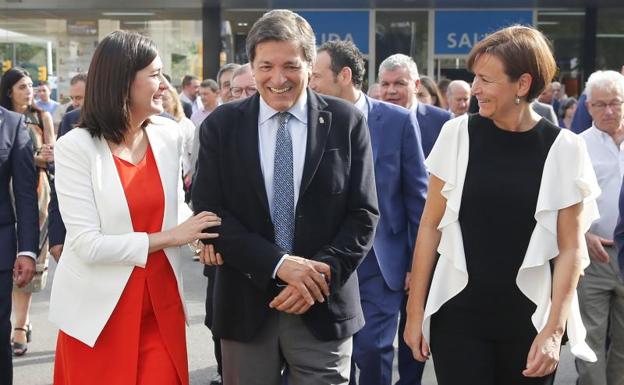 Javier Fernández reclama una transición energética «acordada, sin acelerones»