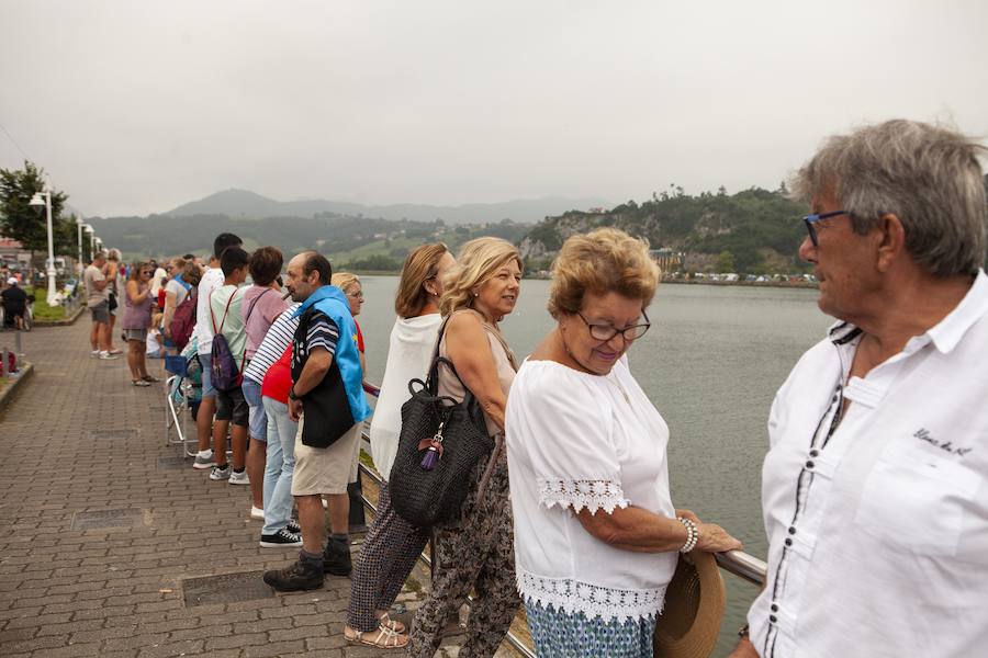 El recibimiento a los deportistas en Ribadesella
