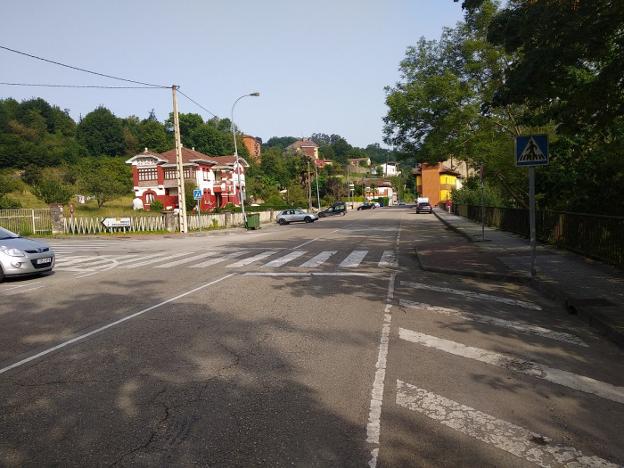 Piloña mejorará la seguridad de los peatones con pasos elevados y barreras