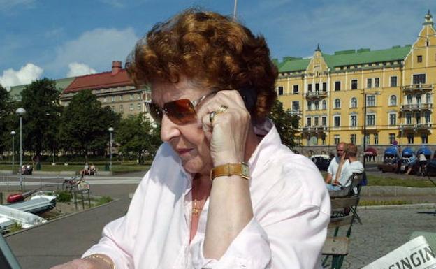 La original agenda telefónica dedicada a una abuela que no sabe leer