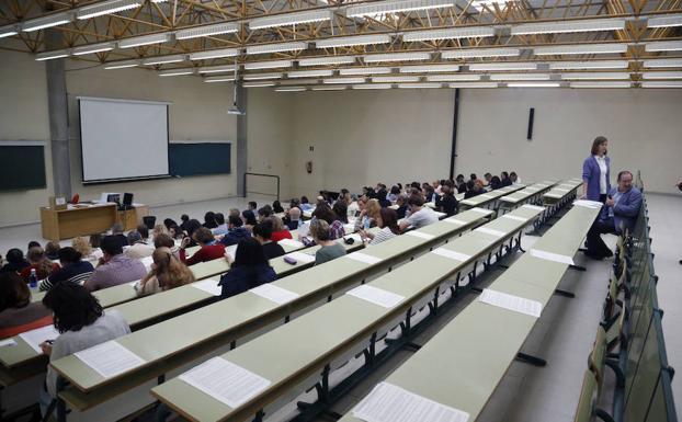 La sanidad pública asturiana convoca una macrooposición de 2.013 plazas