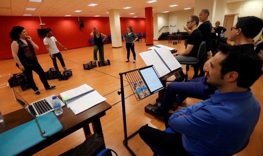 'Fuenteovejuna' inicia sus ensayos en el Campoamor