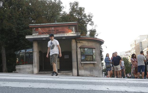 Pacho pide a Rosón que deje de «mentir» y reabra El Escorialín