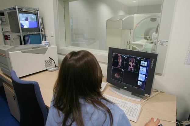 El Hospital San Agustín incorporará un nuevo equipo de TAC este otoño