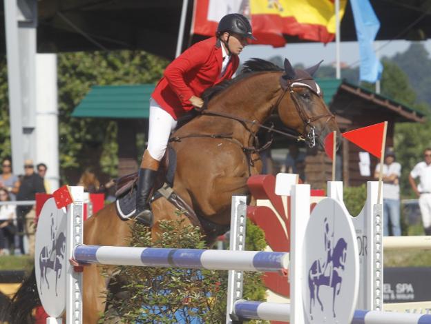 Julio Álvarez Moya gana el Gran Premio del concurso final de la Ruta Costa Astur