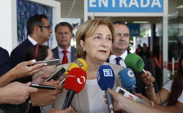 Delia Losa respalda la «eliminación del cuadro de honores de aquellos que provocaron muerte y represión» 