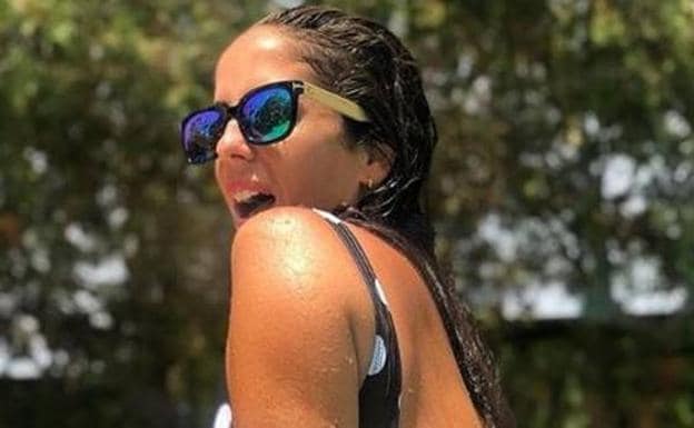 El topless de Anabel Pantoja que ha incendiado las redes sociales