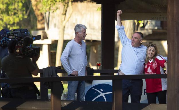 La CNN emitirá en otoño el trabajo que Anthony Bourdain grabó en Asturias