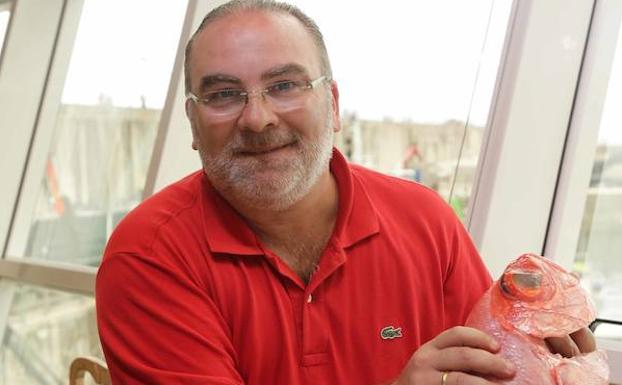 «No puedo ver una mesa esperar más de tres minutos»