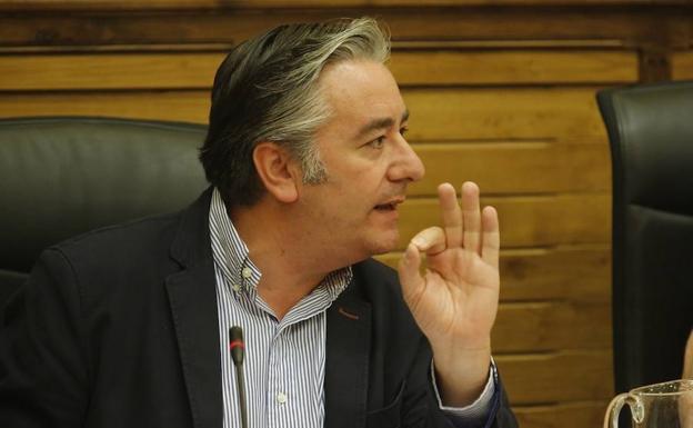 El PP de Gijón pide de la comparecencia de siete altos cargos y políticos en la comisión del 'caso Enredadera'