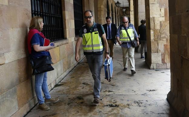 Los investigados en el 'caso Enredadera' intuían que tenían los teléfonos pinchados