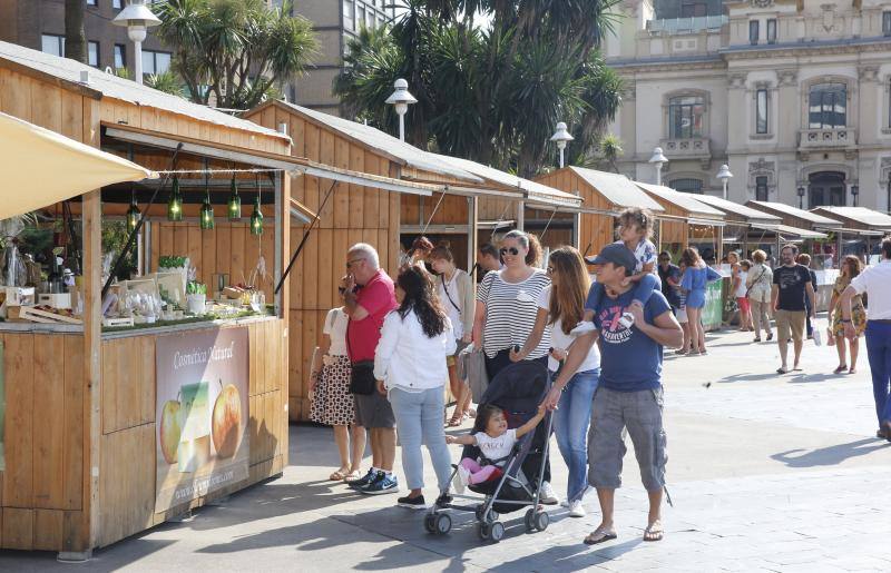 Mercadin de la Sidra y la Manzana en Gijón