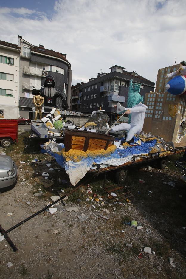 Laviana reprueba el vandalismo