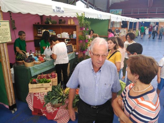 Vegadeo fomenta la producción ecológica, que crece un 54% en ventas