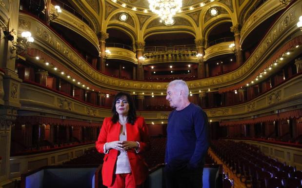 Víctor Manuel: «Asturias es más pequeña todavía porque la gente marcha porque no hay trabajo»