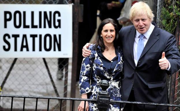 Boris Johnson se divorcia antes de derribar a May