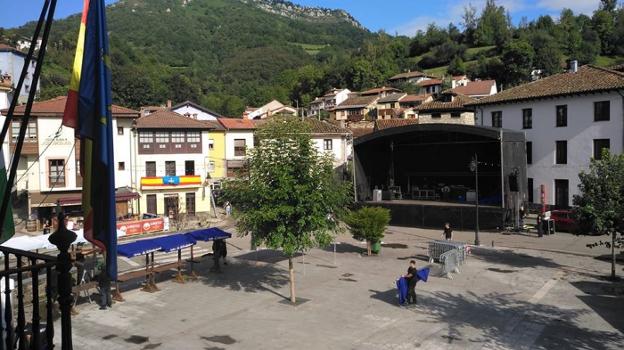 Caso, el epicentro del Día de Asturias