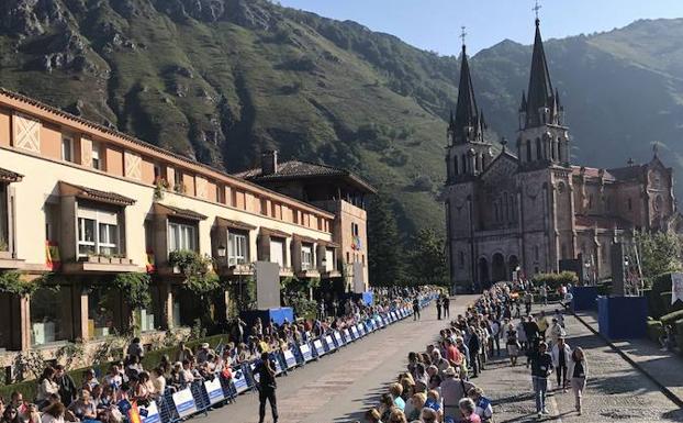 Asturias entregará a Leonor su insignia de Princesa